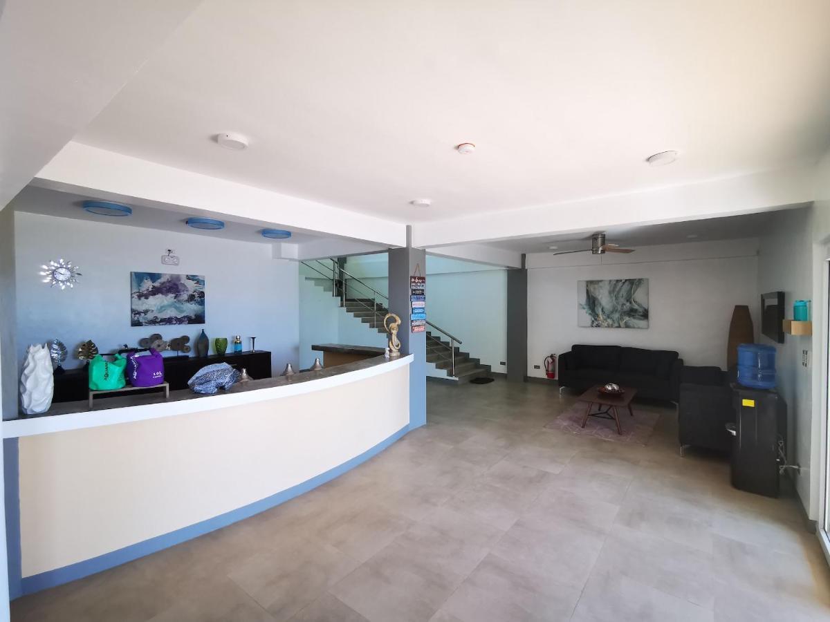 Romblon Sunset Cove Beach & Dive Resort מראה חיצוני תמונה