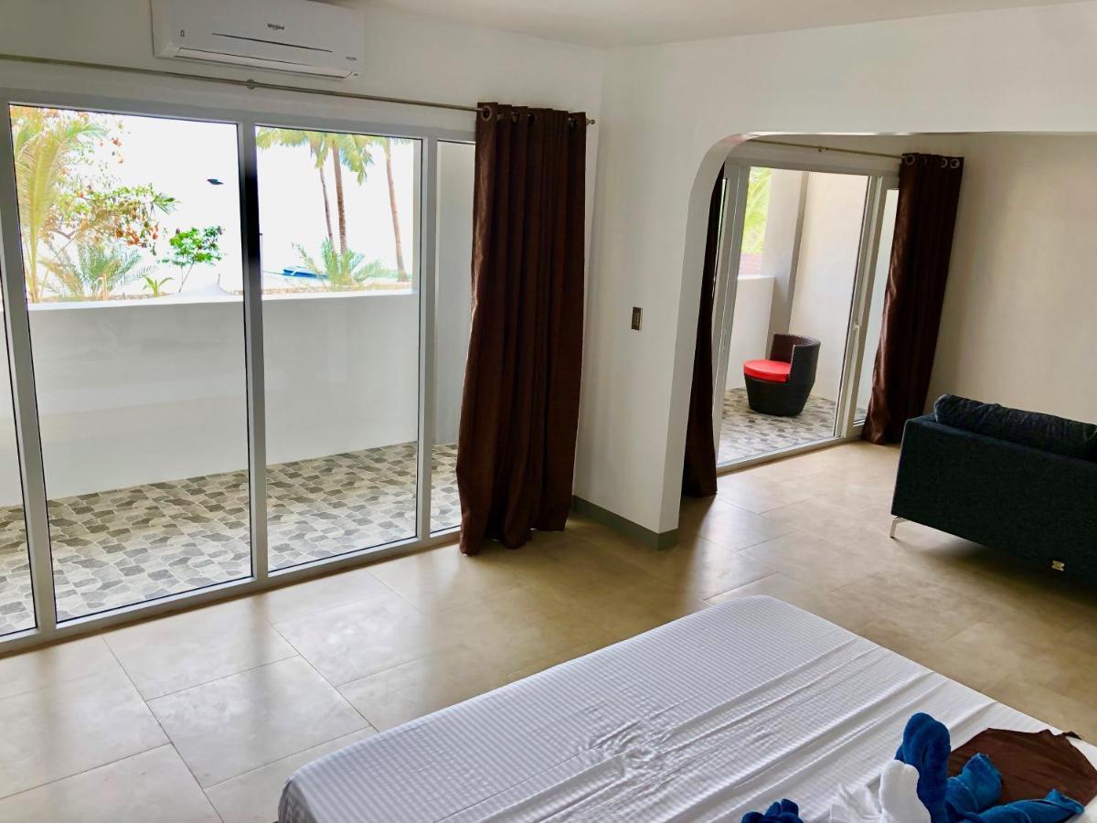 Romblon Sunset Cove Beach & Dive Resort מראה חיצוני תמונה