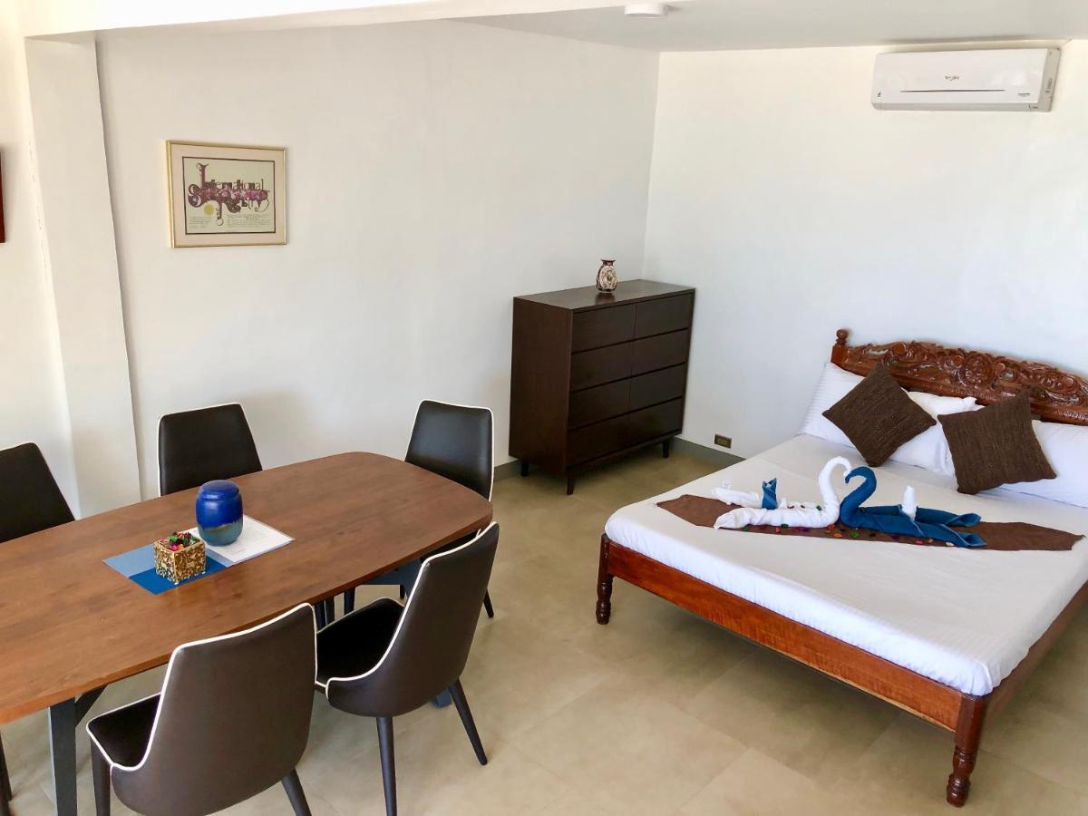 Romblon Sunset Cove Beach & Dive Resort מראה חיצוני תמונה